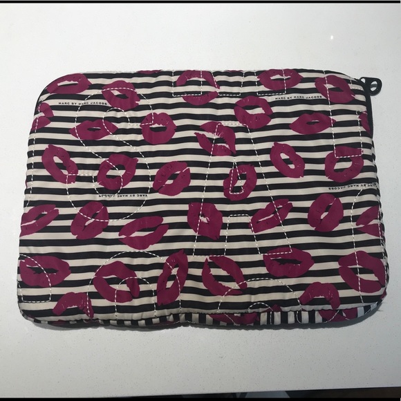 Marc by Marc jacobs laptop case/bag - Picture 2 of 2